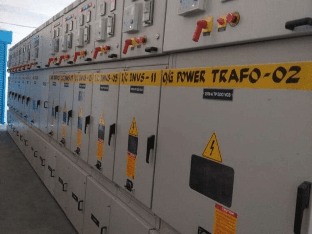 electric switchboards installing service